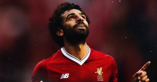 محمد صلاح يتصدر غلاف ليفربول الدعائى لافتتاح الدورى الإنجليزى