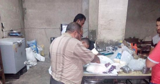 "صحة القليوبية": ضبط مصنع حلويات فاسدة بمدينة طوخ