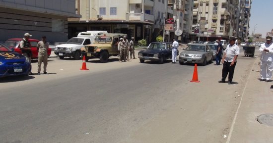 ضبط 149 سيارة ودراجة نارية مخالفة فى حملة مرورية بالسويس