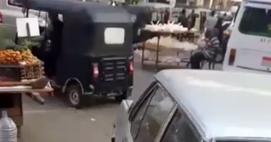 شكوى من انتشار الـ"توك توك" والباعة الجائلين فى المريوطية فيصل
