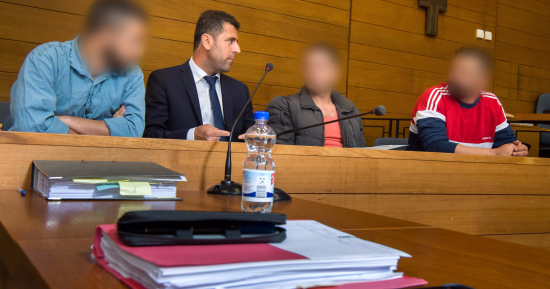 بالصور.. محكمة ألمانية تدين 3 مهربين سوريين بشأن مقتل مهاجرين