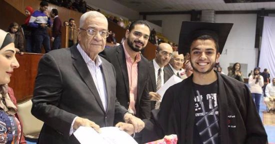 نادي الزهور يطلق أسماء رؤسائه السابقين على المنشآت الجديدة
