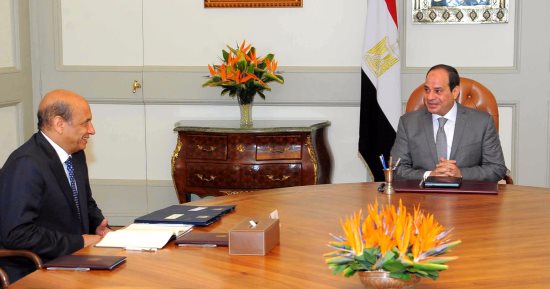 الرئيس السيسى يجتمع برئيس الهيئة العربية للتصنيع بقصر الاتحادية
