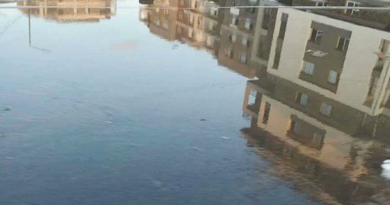 قارئ يشكو من انتشار مياه الصرف بشوارع مشروع دار مصر بدمياط الجديدة