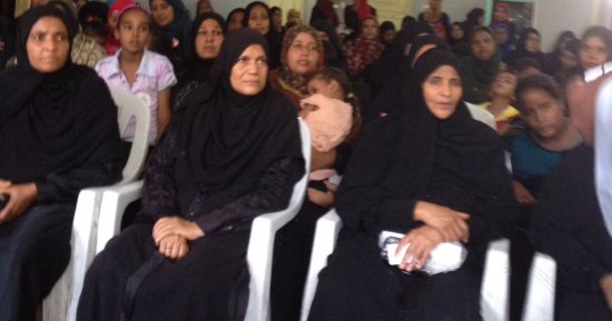 بالصور .. القومى للمرأة بالأقصر يواصل حملة طرق الأبواب بقرى القرنة