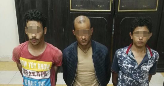 ضبط 3 عاطلين بحوزتهم 3 كيلو بانجو وفرد خرطوش بالشرقية