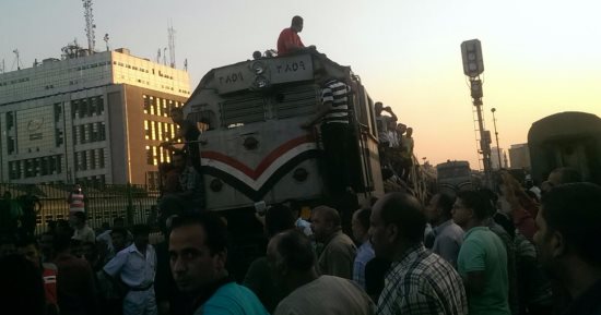 سائق قطار: جميع أجهزة التحكم المتواجدة بالسكة الحديد متهالكة ودون قطع غيار