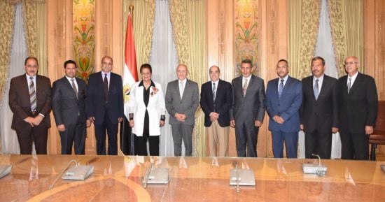 بالصور.. لجنة مشتركة من البحيرة والإنتاج الحربى لتنفيذ مشروعات تنموية