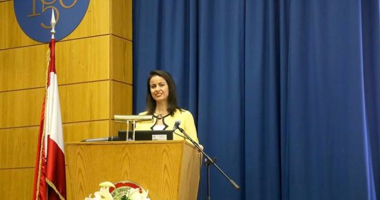 "ماريان عازر" تلقى محاضرة عن مشوار حياتها العملية بمؤتمر للمرأة فى لبنان