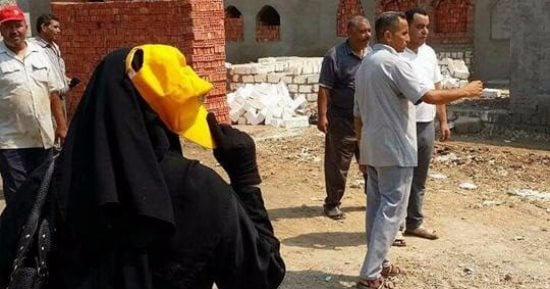إزالة مقابر ومنازل مقامة على أرض زراعية بالدقهلية
