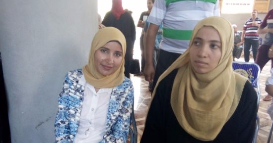 مأذونة "العندليب الأسمر" بالشرقية: وثقت 200 زيجة وزوجى يصلح بين راغبى الطلاق