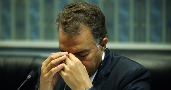 رئيس لجنة النقل بالبرلمان يهدد باستجواب الوزير على خلفية مسابقة وظائف بالسكة الحديد.. سعيد طعيمة: "الكوسة" حسمت النتائج.. ونواب يطالبون بالتأنى والاجتماع مع هشام عرفات لتوضيح موقفه أولا
