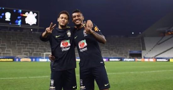 نيمار يُهنئ باولينيو بالانتقال إلى برشلونة