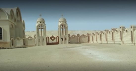 "دير الجرنوس" تحيى الذكرى الأولى لشهداء "الأنبا صموئيل" بالألحان والمواكب