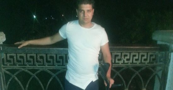 الضفر عمره ما يخرج من اللحم.. عصام يطالب بوظيف لأخيه بعد تكفله بعلاجه