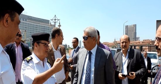 بالصور.. مساعد وزير الداخلية يقود جولات أمنية بالسكة الحديد والمترو