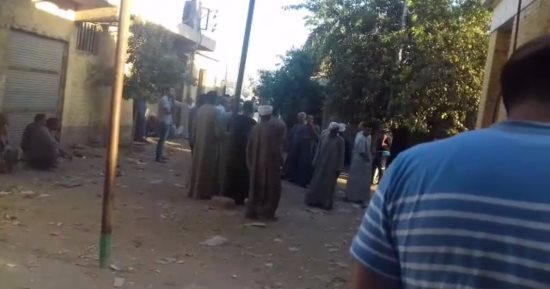 بالصور.. تفاصيل مصرع 5 أشخاص بعد سقوط سلك كهربائى فى ترعة بأسيوط