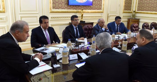 رئيس الحكومة: إرسال اللائحة التنفيذية لقانون الاستثمار إلى مجلس الدولة غدا