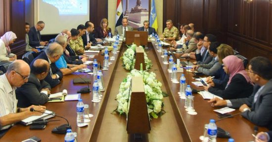 وزير البيئة يبحث إنشاء محطة تستوعب 4 آلاف طن مخلفات يوميًا بالإسكندرية