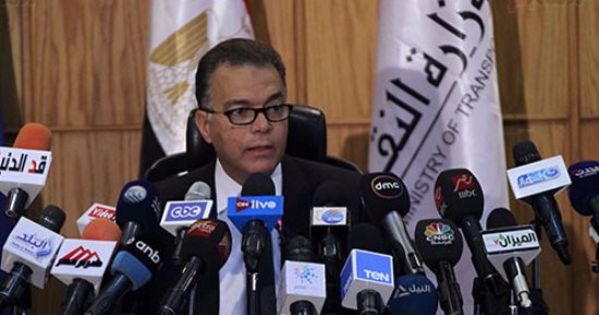 وزير النقل يصرف 700 جنيه لعمال السكة الحديد والمترو منحة بدء العام الدراسى