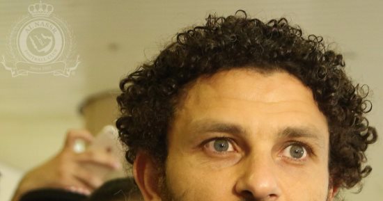 بالفيديو والصور.. استقبال حافل لـ حسام غالى فور وصوله الرياض