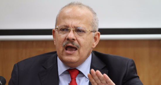 "الخشت" يفتتح عددًا من التوسعات والتجديدات بكلية الطب البيطرى 