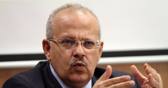 الخميس .. رئيس جامعة القاهرة يعلن بدء أعمال تطوير مسشتفيات قصر العينى
