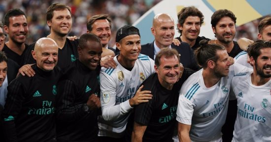 زيدان يعادل رقم ديل بوسكى بقائمة المدربين الأكثر تتويجا مع ريال مدريد