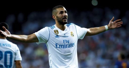 مهاجم ريال مدريد يصفع فالبوينا ويرفض مصافحته منعاً للشبهات 