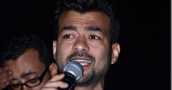 بالفيديو والصور.. هيثم شاكر يبدأ حفله فى "مرسى مطروح" بأغنية "أحلى قرار"