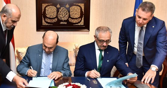 بالفيديو والصور.. مميش يوقع مذكرة تفاهم مع شركة إيطالية لإنشاء مصنع حديد وصلب