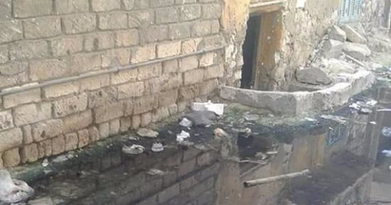 مياه الصرف تقتحم منازل الأهالى فى الدخيلة بالإسكندرية