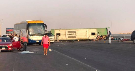 سكرتير عام محافظة السويس ومسئولى الصحة يتابعون حالة مصابى حادث السخنة
