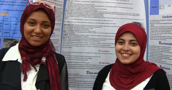 الفائزتان بجائزة هرم الإبداع: قدمنا مشروع دواء منافس لسوفالدى