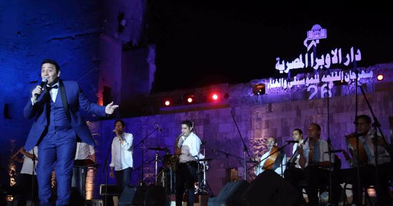 مجموعة الحضرة للإنشاد الصوفى تحيى الليلة السادسة بمهرجان القلعة