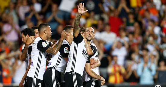 فالنسيا يفتتح مبارياته بالدورى الإسبانى بفوز صعب على لاس بالماس