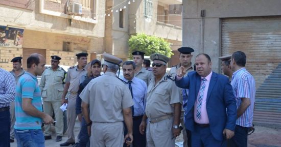بالصور .. محافظ كفر الشيخ يترأس حملة لإزالة 25 حالة من العشوائيات