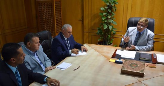 محافظ الإسماعيلية : تفعيل منظومة الجمع السكنى المباشر للقمامة والمخلفات