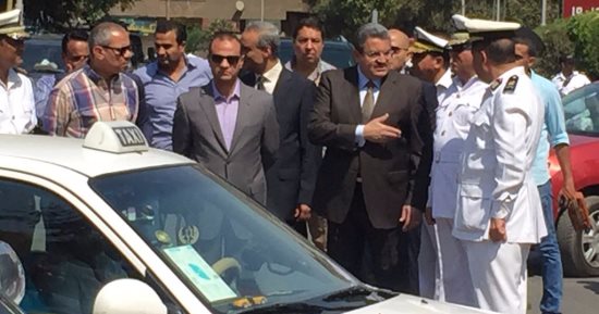 بالصور...مدير أمن الجيزة يقود حملة لإزالة اشغالات بمحيط نادى الصيد ووزارة الزراعة