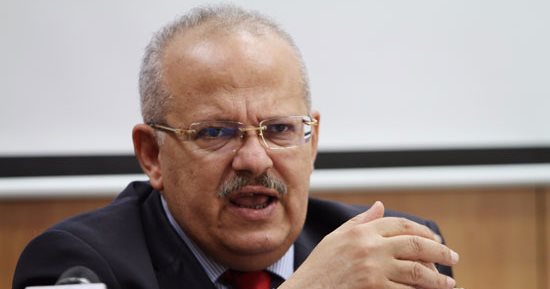 جامعة القاهرة تصمم موقعا إلكترونيا لتسجيل الطلاب الجدد وإجراء الكشف الطبى