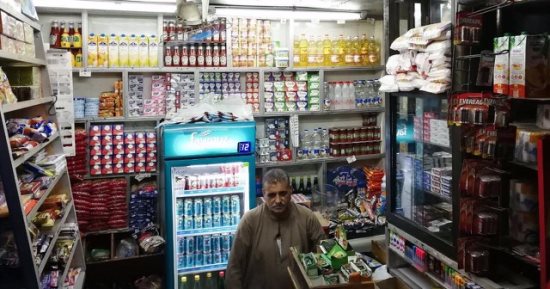 من حفر حفرة.. عاطل يدس المخدرات بمحل جاره.. والتحريات تنقذ صاحب المحل