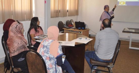 ورشة عمل حول السلوك المسئول فى البحث العلمى بجامعة قناة السويس