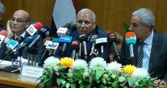 محافظ الوادى الجديد: 7 مليارات جنيه لتطوير شبكة السكة الحديد بالمحافظة