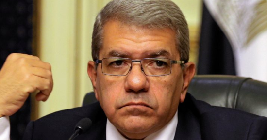 س و ج.. أهمية إلغاء الشيكات الورقية بالحكومة واستبدالها بالدفع الإلكترونى