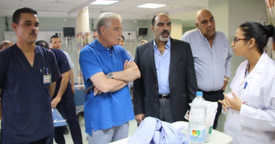 بالصور.. محافظ جنوب سيناء يتفقد أعمال التطوير بمستشفى شرم الشيخ الدولى