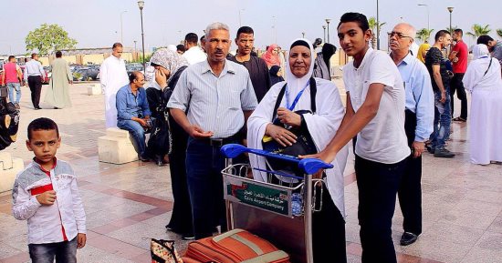 11 ألف و921 حاجًا و277 أتوبيس حجاج يغادرون ميناء نويبع