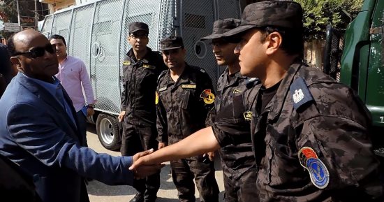 مدير أمن الغربية يتفقد تأمين خدمات المنشأت والمصالح الحكومية بالمحلة