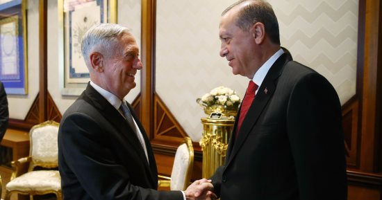 أردوغان يعرب لوزير الدفاع الأمريكى عن انزعاجه من دعم واشنطن للأكراد بسوريا
