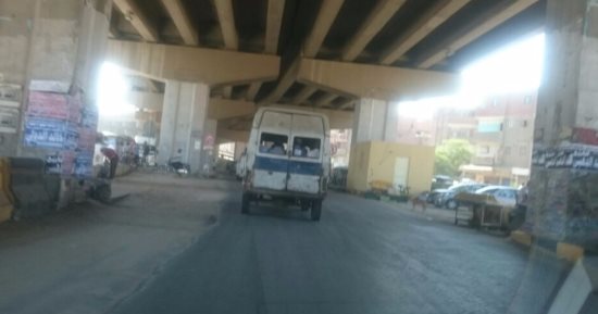 قارئ يطالب بالتصدى لسيارات الأجرة المتهالكة والمخالفة حفاظا على حياة الركاب