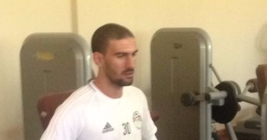 بالصور.. تدريبات منفردة لمحمد عواد فى تدريب الفراعنة